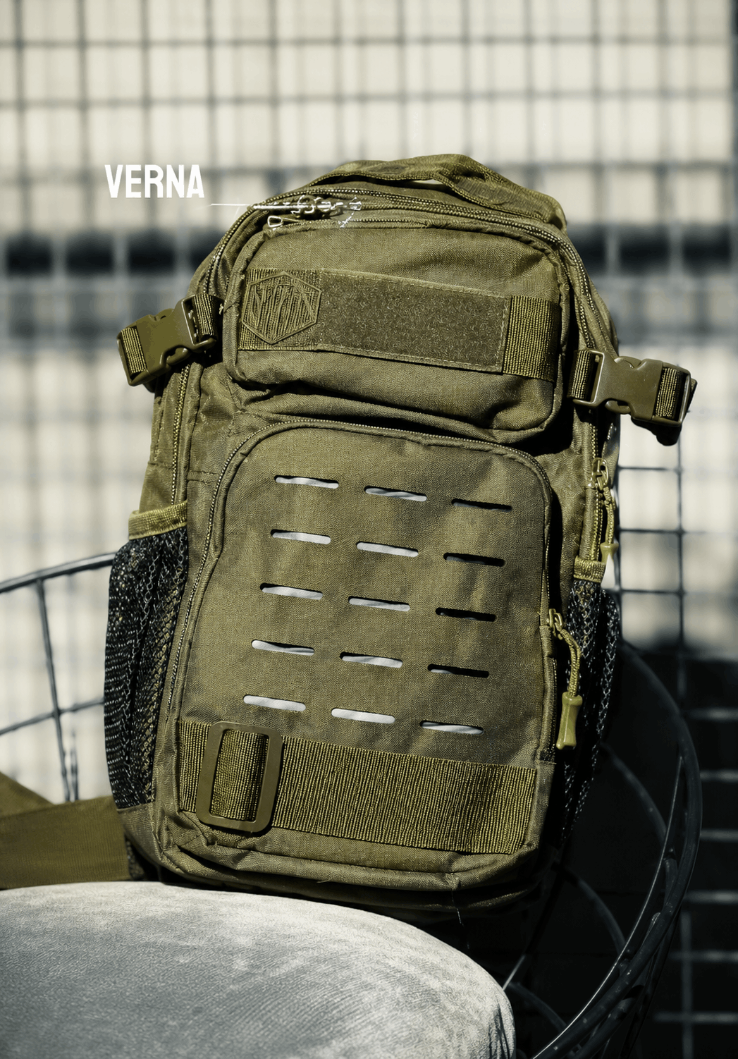 Sac à dos EDC tactique 10L avec une bretelle et système MOLLE