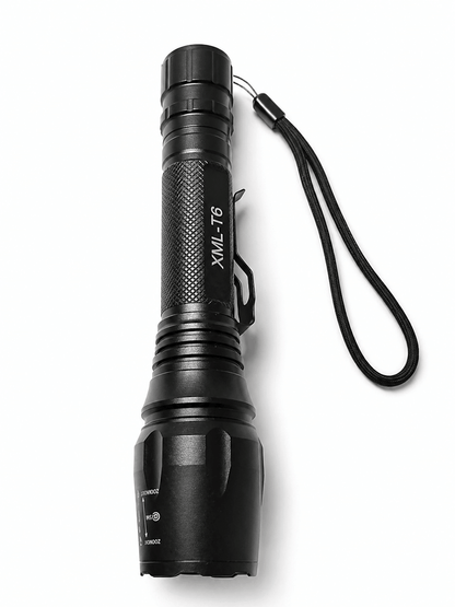 Lampe LED tactique Black Airsoft kit avec piles et chargeur
